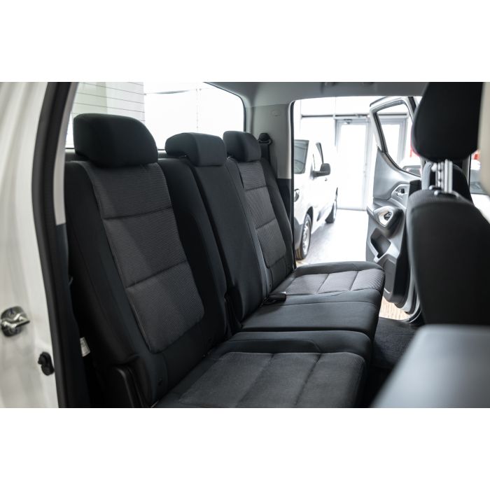 Peugeot Landtrek Лютий 2025