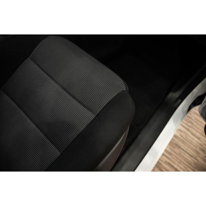 Peugeot Landtrek Лютий 2025