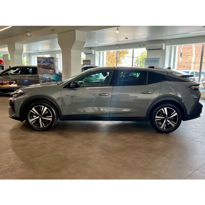 Новий Peugeot 408 GT