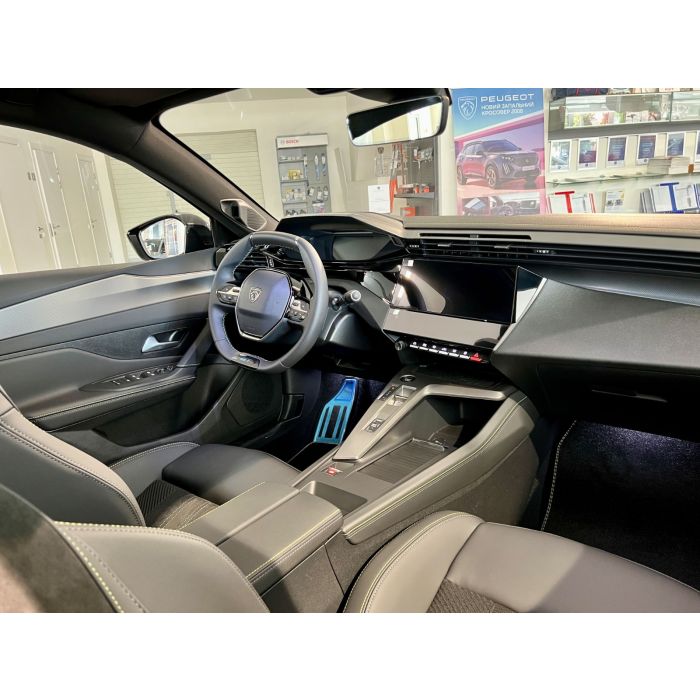 Новий Peugeot 408 GT